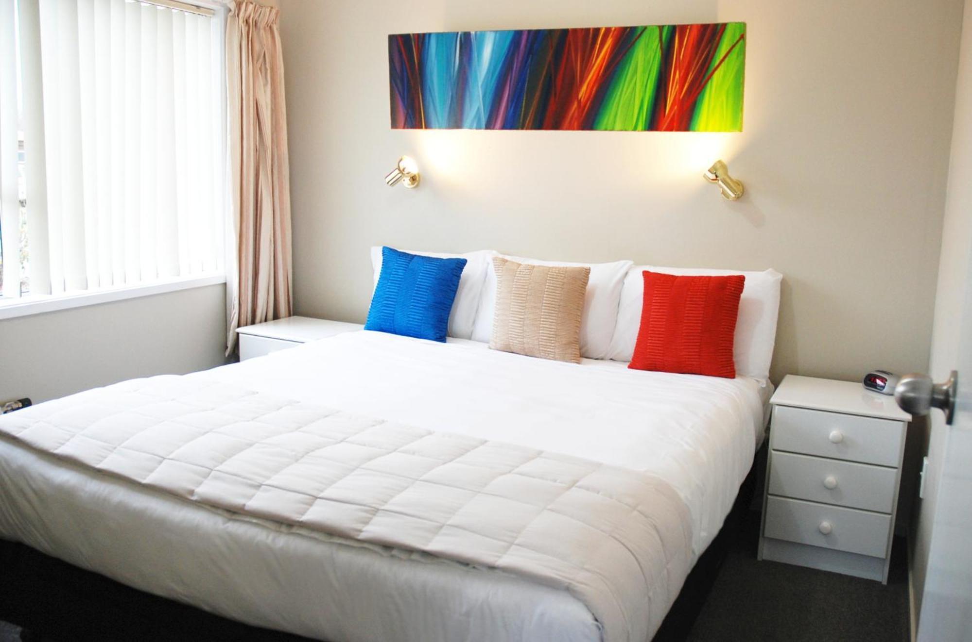 Almond Court Motel Александра Номер фото